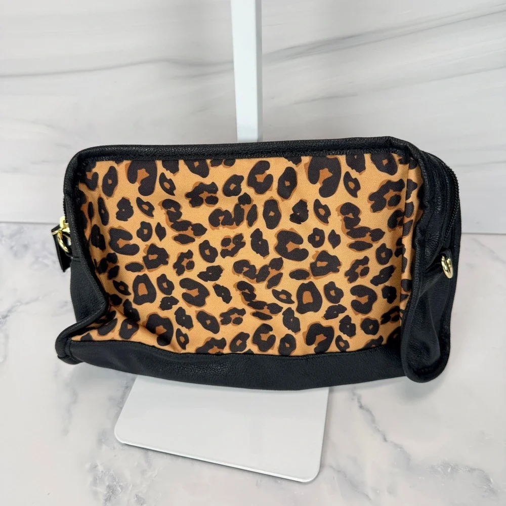 Avon Cosmetic Case OS Black Leopard Print Mob Wife, Indie Sleaze, Glam